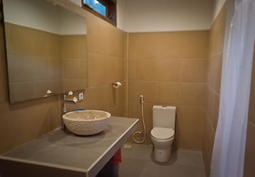 Blue Monkey Villas Resort & Ocean View