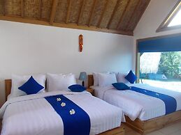 Blue Monkey Villas Resort & Ocean View