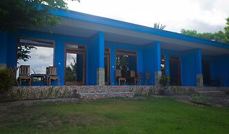 Blue Monkey Villas Resort & Ocean View