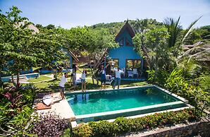 Blue Monkey Villas Resort & Ocean View