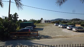 Farkia Exclusive Studios