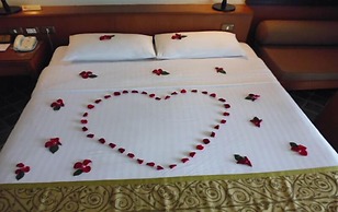 Farkia Exclusive Studios