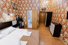 Hotel Nevsky 111