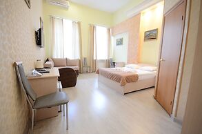 Hotel Nevsky 111