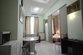 Hotel Nevsky 111