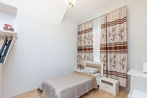 Hotel Nevsky 111