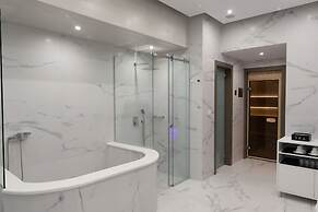 Lagaria Luxury Rooms & Apartments