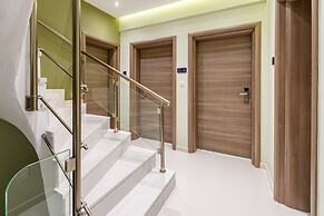 Lagaria Luxury Rooms & Apartments