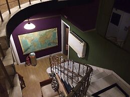 The New Yorkers Hotel