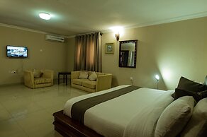 Crystal Rose Ambassador Hotel