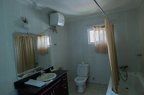 Crystal Rose Ambassador Hotel