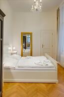 Charles Bridge Premium Apartments
