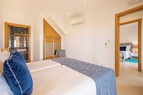 NAU Salema Beach Village