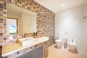 NAU Salema Beach Village