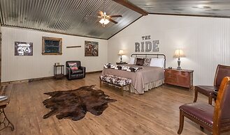 Vineyard Trail Cottages - Adults Only