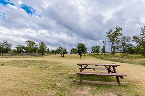 Vineyard Trail Cottages - Adults Only