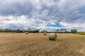 Vineyard Trail Cottages - Adults Only