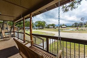 Vineyard Trail Cottages - Adults Only