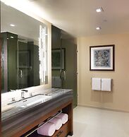 Hilton Grand Vac Club The Grand Islander Waikiki Honolulu