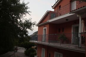 Hotel Myrtos