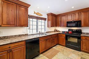 Alpenblick by Frias Properties