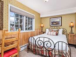 Alpenblick by Frias Properties