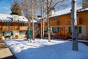 Alpenblick by Frias Properties