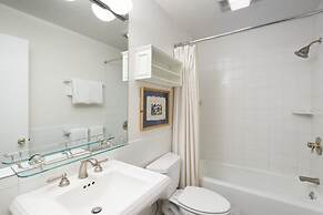 Alpenblick by Frias Properties