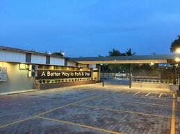 Talents Motor Park Hotel