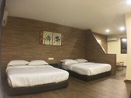 Talents Motor Park Hotel