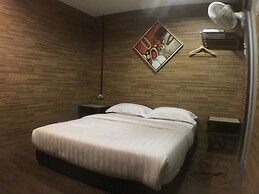 Talents Motor Park Hotel