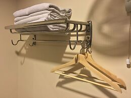 Talents Motor Park Hotel