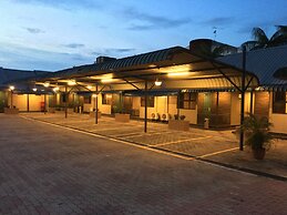 Talents Motor Park Hotel