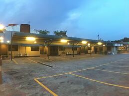 Talents Motor Park Hotel