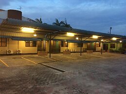 Talents Motor Park Hotel