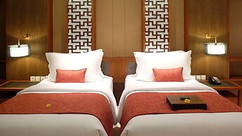 The Bandha Hotel & Suites