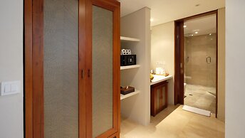 The Bandha Hotel & Suites