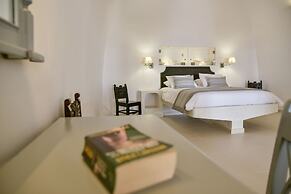 Karpimo Horizon - Caldera View with private hot tub