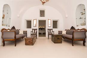 Karpimo Horizon - Caldera View with private hot tub