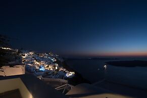 Karpimo Horizon - Caldera View with private hot tub