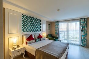 Adenya Hotel & Resort