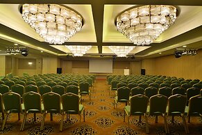 Adenya Hotel & Resort