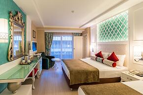 Adenya Hotel & Resort