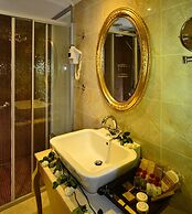 Adenya Hotel & Resort