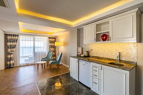 Adenya Hotel & Resort