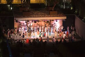 Adenya Hotel & Resort