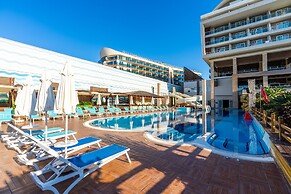 Adenya Hotel & Resort