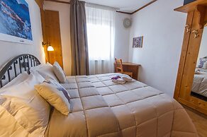 Hotel Iris