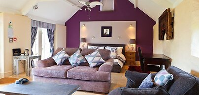 Corran Resort & Spa