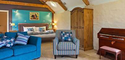 Corran Resort & Spa